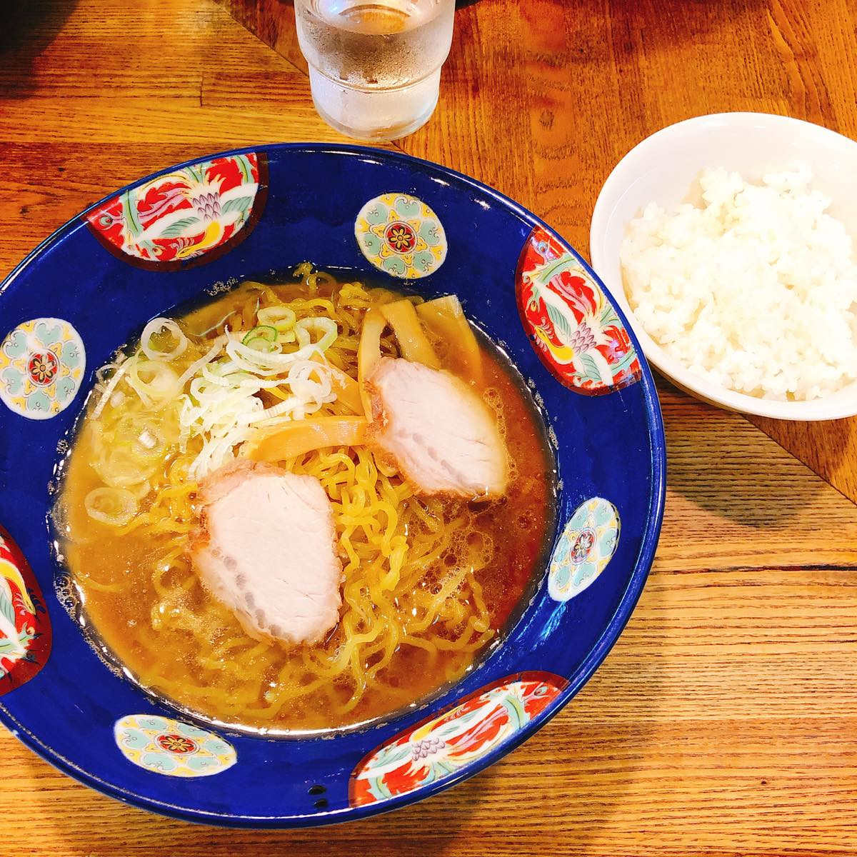 めんばりがとっても癖になりそう六本木 天鳳 二日酔い飯 めんばりがとっても癖になりそう六本木 天鳳 二日酔い飯