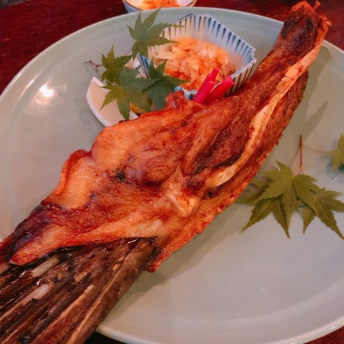 チアカウンター_まぐろカマ