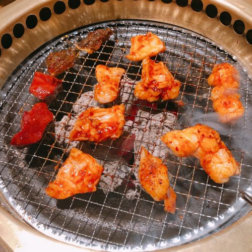 牛和鹿_ホルモン