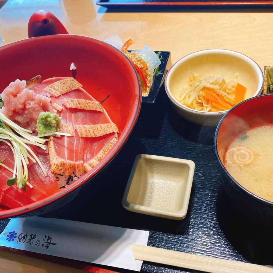 紺碧の海_まぐろ丼