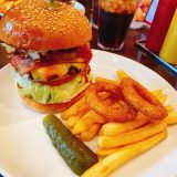 圧倒的ボリュームのLOTBURGER「ブラザーズ 人形町本店」 2 brothers_ロットバーガー