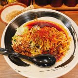 赤い鯨_汁なし担々麺