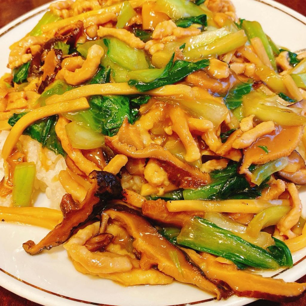 中国飯店_しめじと牛肉の細切り炒め
