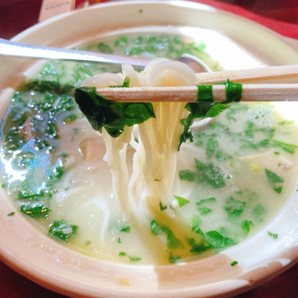 香妃園_鶏煮込みそば