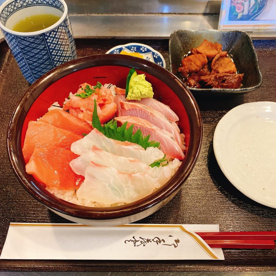 幸鮨_三色丼