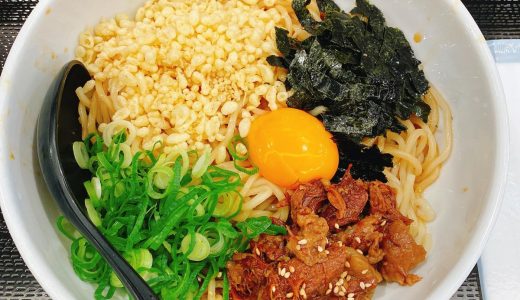 神戸発祥ぼっかけまぜそばの「灘八」