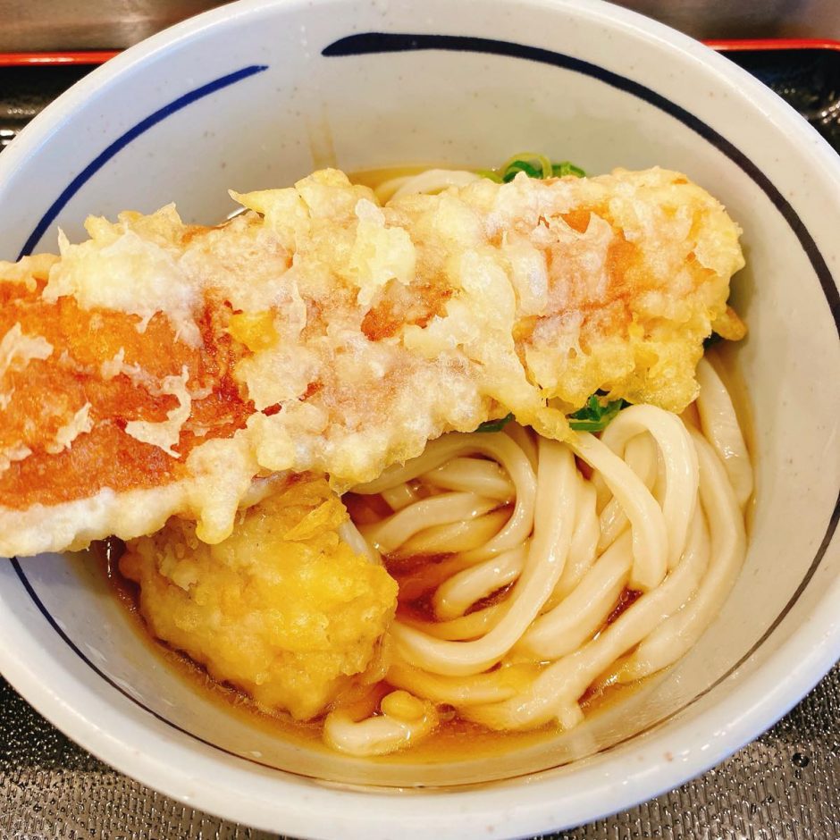 おにやんま_とり天ちくわ天ぶっかけ