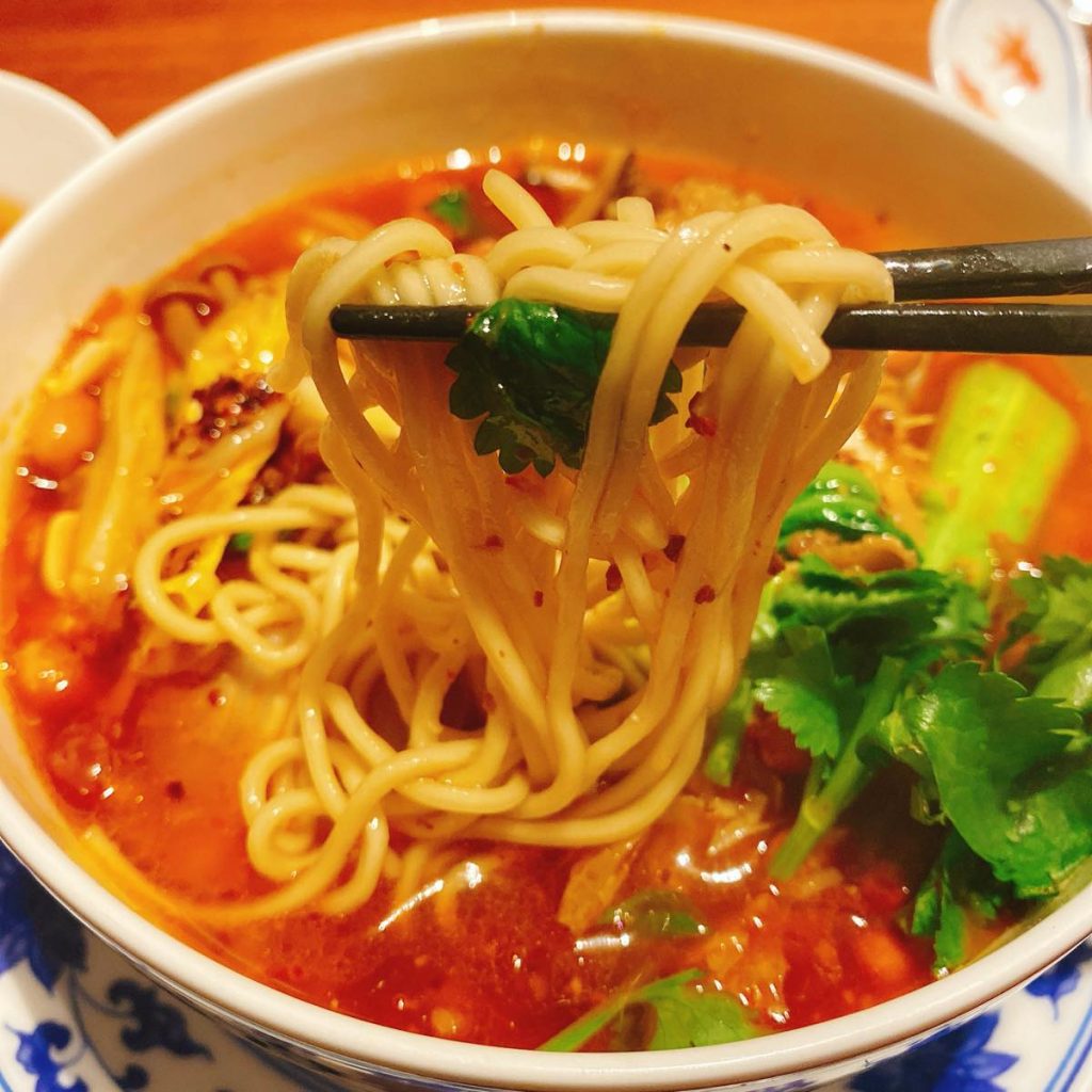 四川屋台の名物麺「老四川 飄香小院」 10 飄香小院_四川屋台麺
