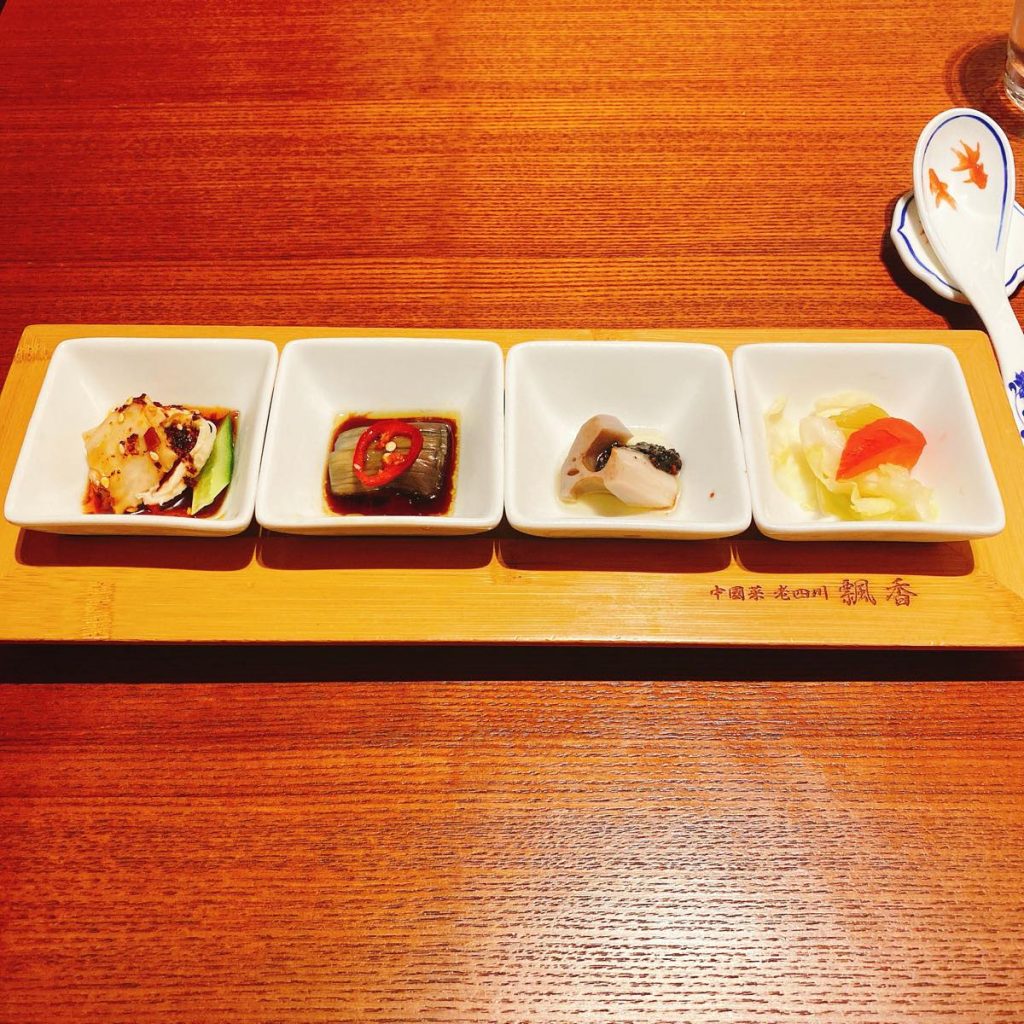 四川屋台の名物麺「老四川 飄香小院」 8 飄香小院_前菜