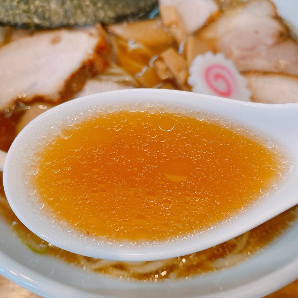阿佐ヶ谷の深い中華そば「いろはや」 8 いろはや_チャーシュー麺