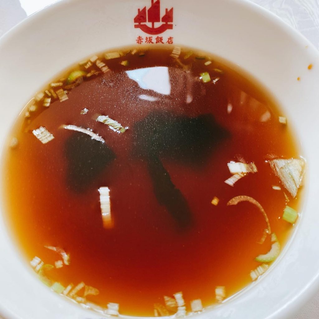 「赤坂飯店」でランチの油そば、レバニンメバンメン 8 赤坂飯店_レバニンメバンメン