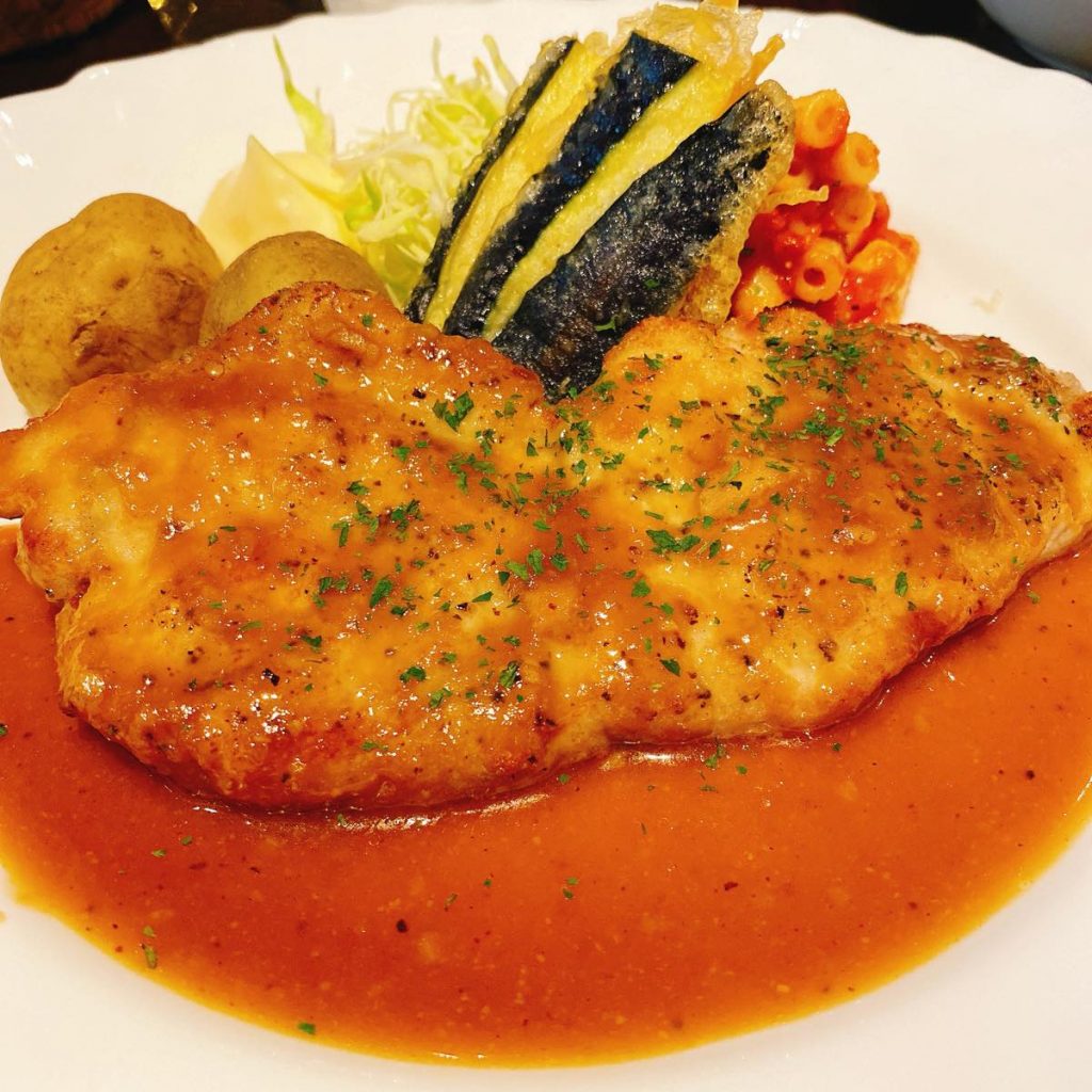 赤坂のドイツビール屋「アイヒェンプラッツ」でランチ 9 アイヒェンプラッツ_ポークソテー