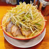 雨宿りにバリ男!「らーめんバリ男大門店」 4