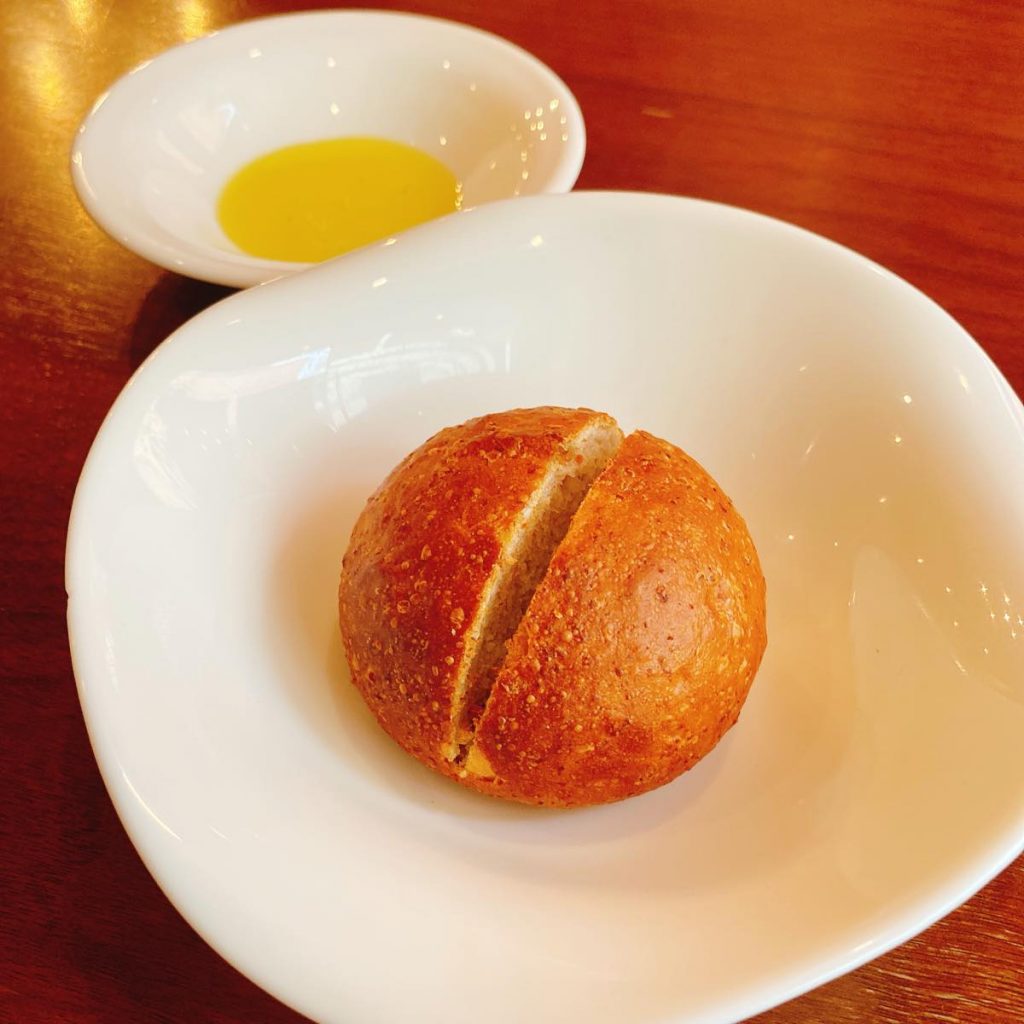 赤坂の裏路地にある、美味しいイタリアン「Bistro K」 10 bistrok_パン