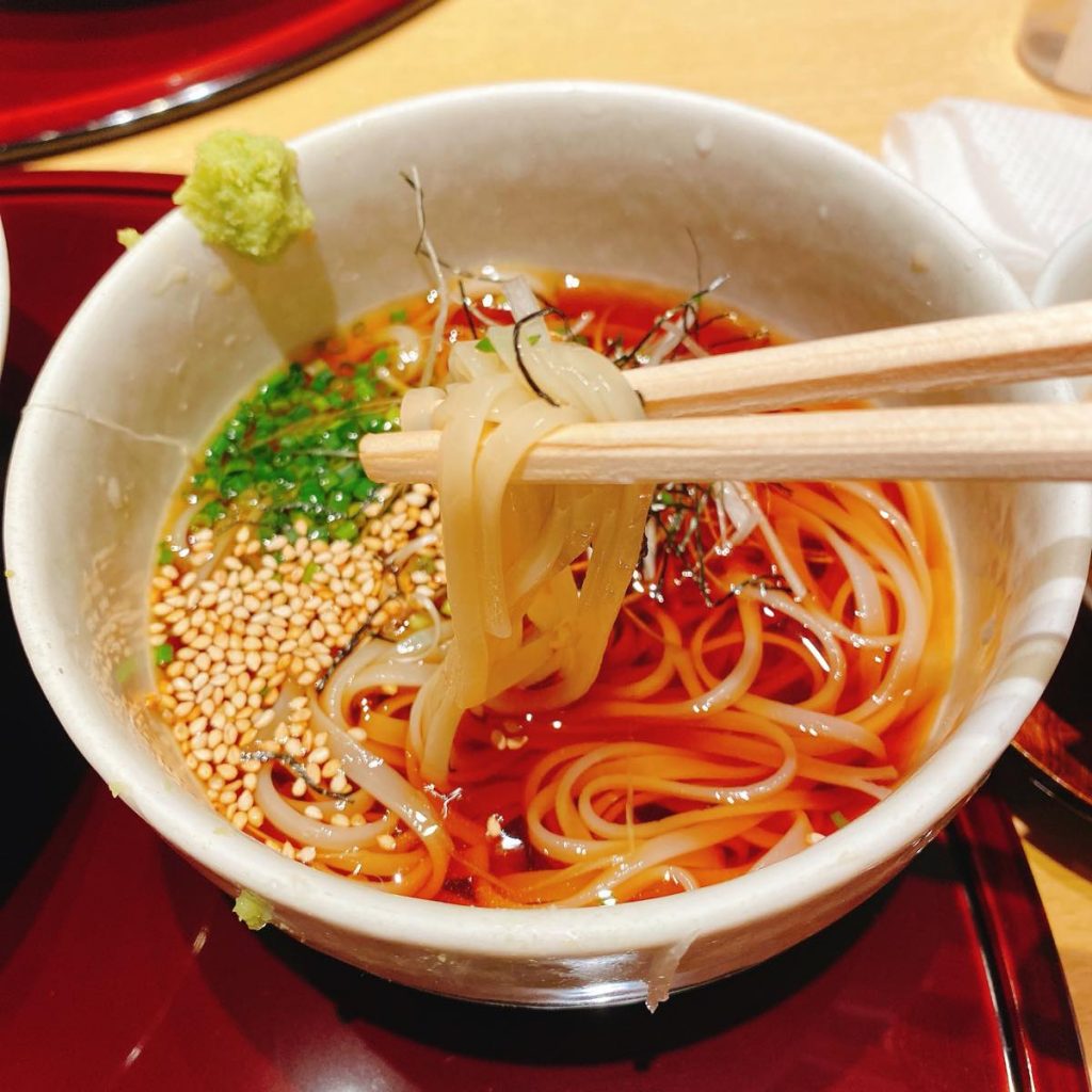 六本木ヒルズで稲庭うどん「麻布久徳」 9 久徳_海鮮丼セット