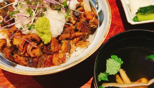 「黒長堂」三度、今回はランチの鰻刻み丼