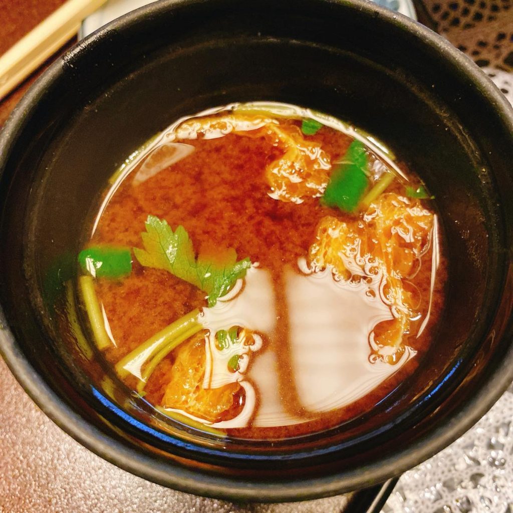 やげんぼり_味噌汁