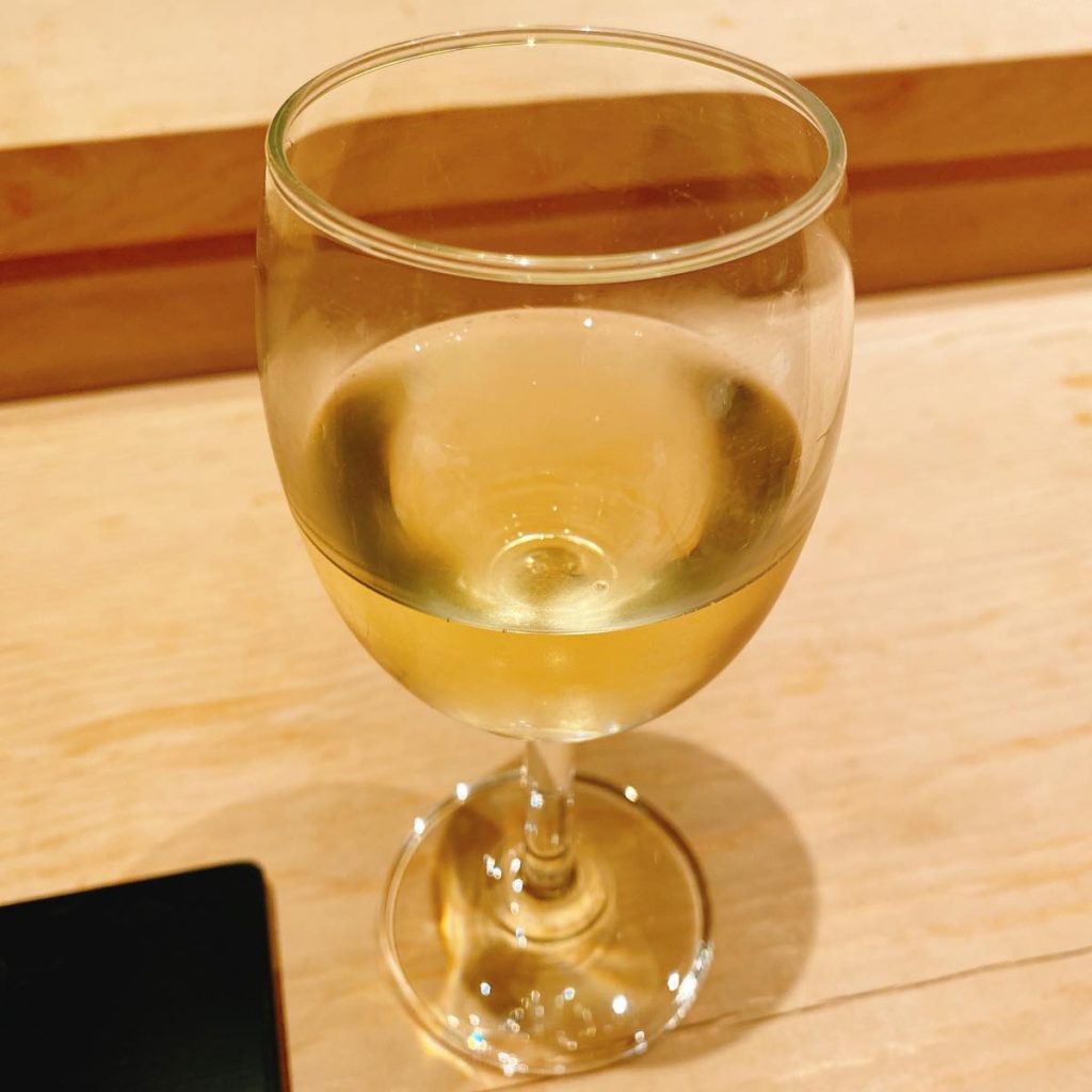 赤坂の鮨屋「鮨処いとう」のランチセットがすごかった 9 以とう_ワイン