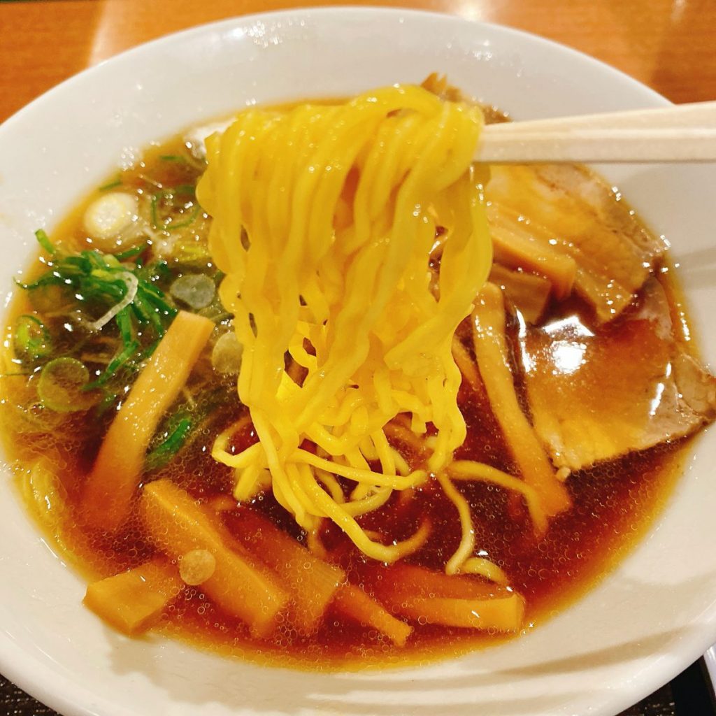 談合坂SAのちょっとぬるいラーメン「ラーメン大皇」 9