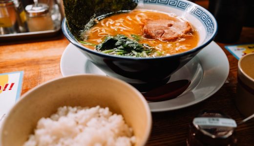 赤坂、じゃんがらラーメンの新形態？土日限定の家系ラーメン「土日家」