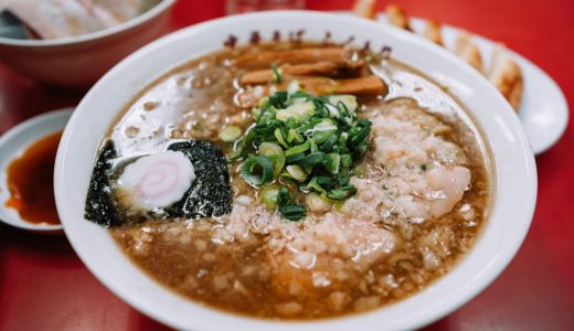 冷やし中華が美味しい「中華そば ふくもり」で背脂中華そば