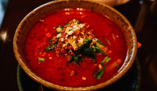 赤坂の隠れ家的中華レストラン「露天」の担々麺