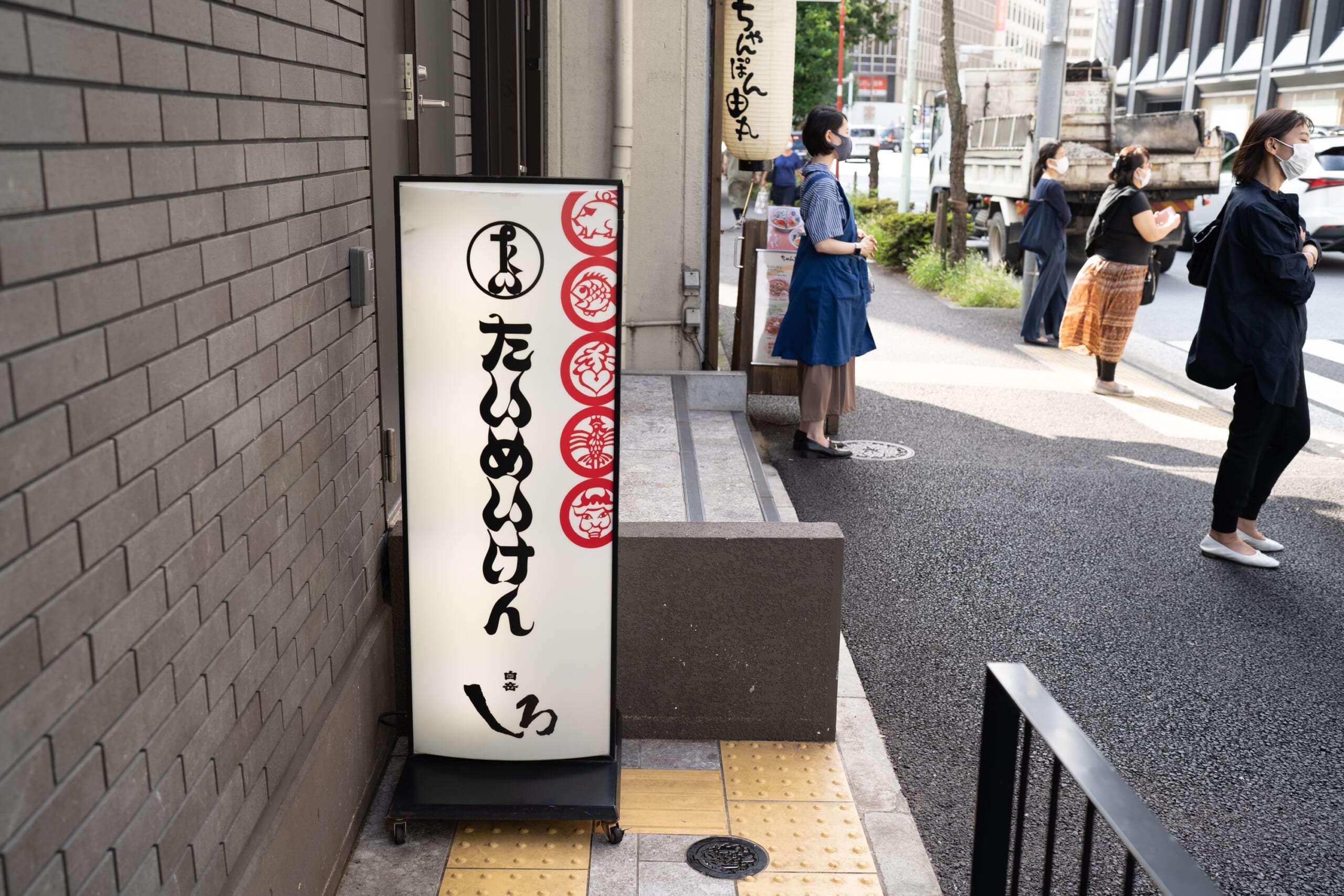 日本橋「たいめいけん」でオムライス 6