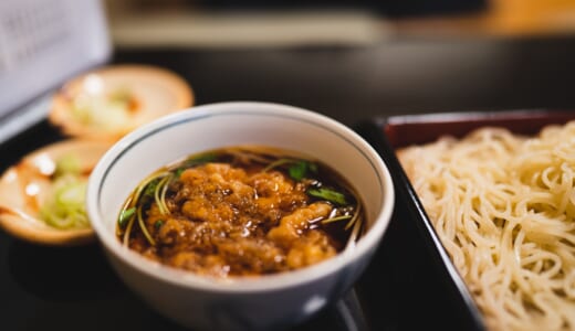 寒くなってきたし、「赤坂 砂場」で天ぷらそば