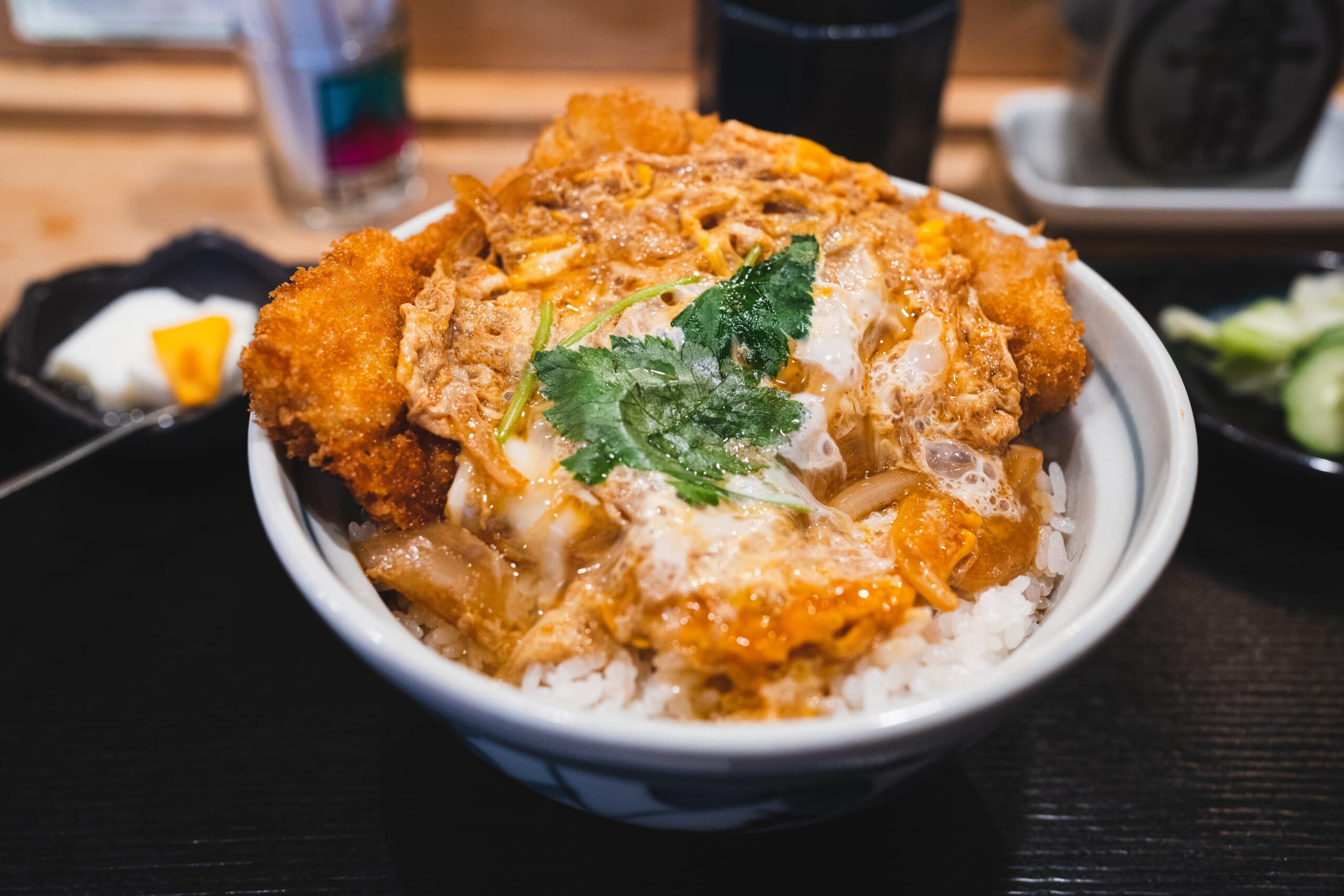 かけカツ丼なるものを食べに四谷へ「鈴新」 13
