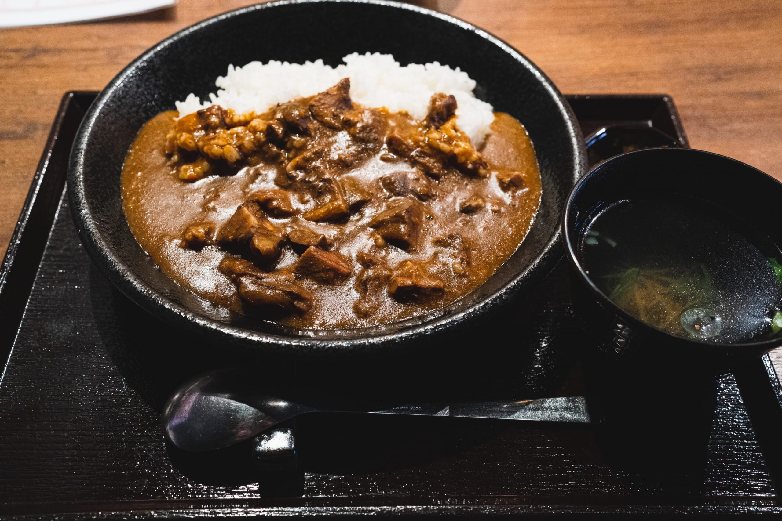 ホントはうに料理?「赤坂時シラズ」のランチカレー 10