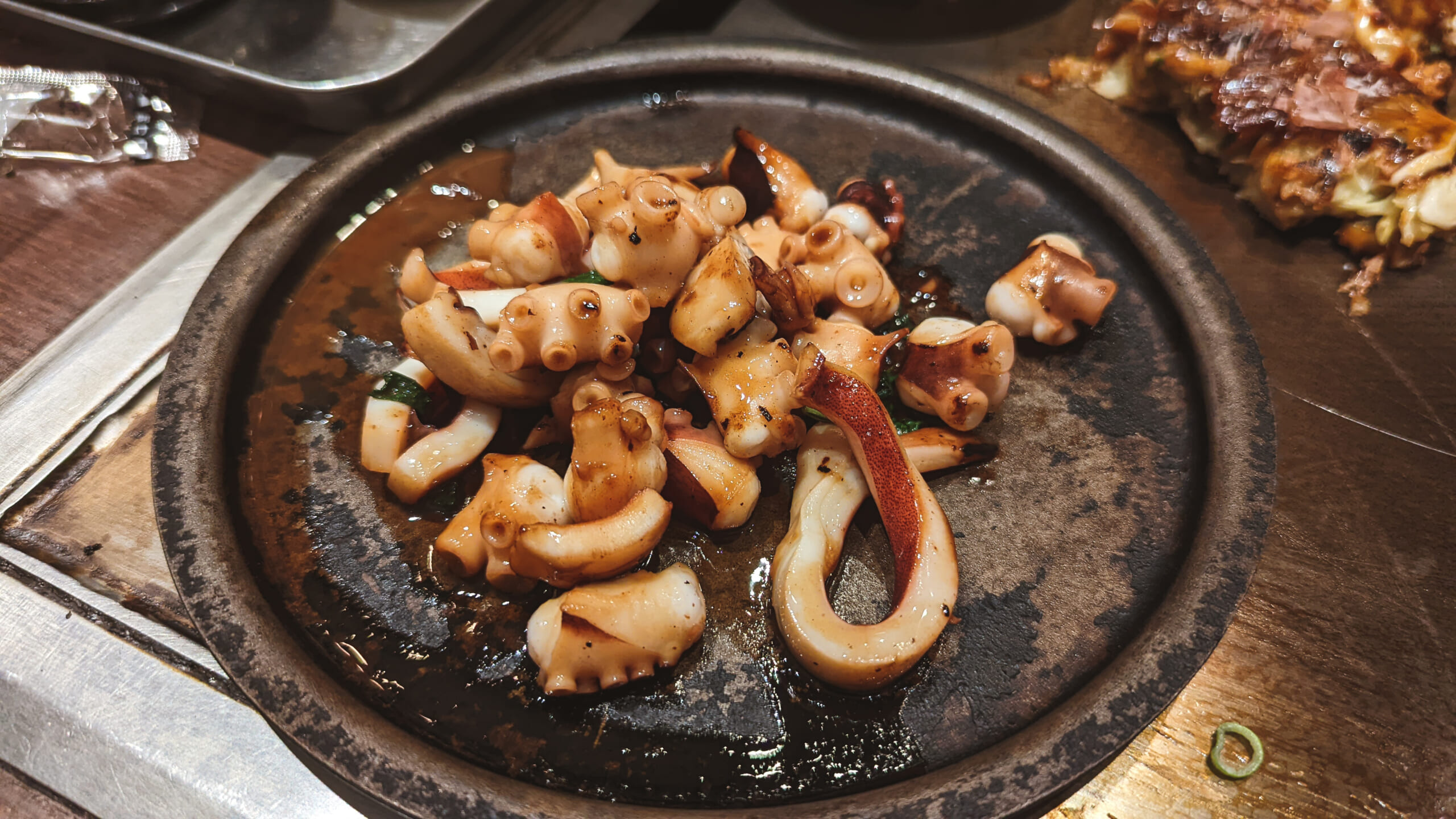 六本木で大阪老舗お好み焼き屋の味「さんて寛」 12