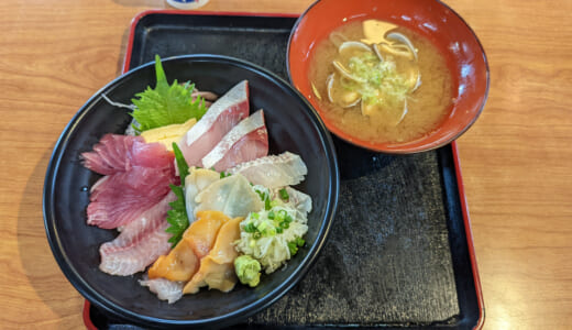 千葉、富浦の道の駅内の食堂「房州きよっぱち」