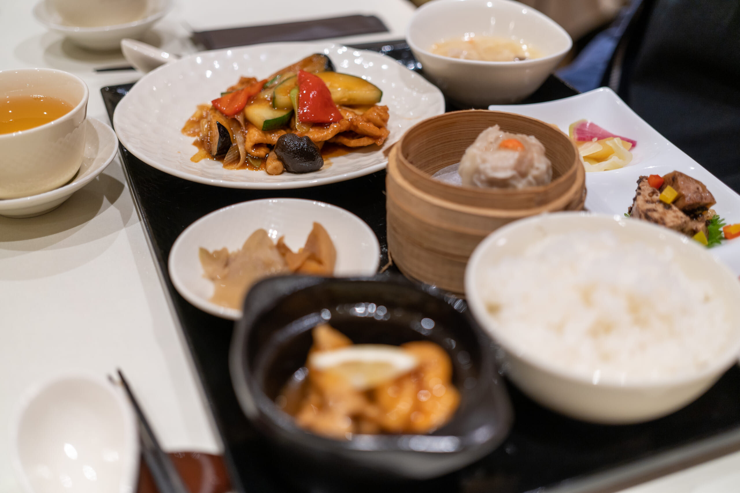 南国酒家でランチ、五目具沢山あんかけ焼きそばセットを試してみた 11