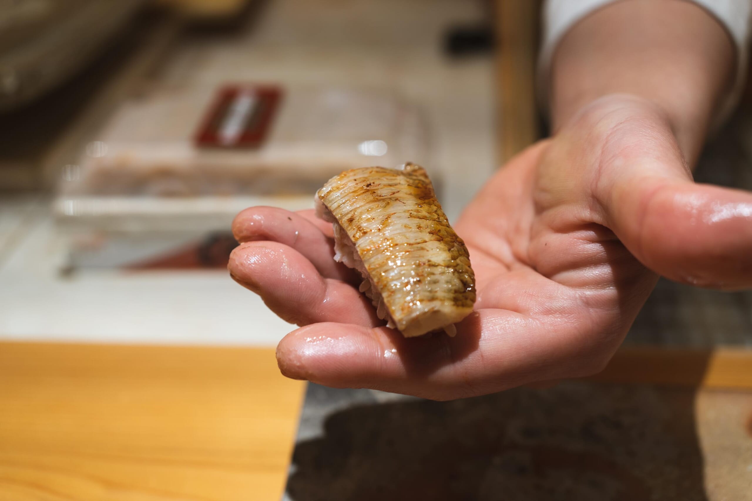 六本木「すし通」で最高峰のお寿司を味わう 18