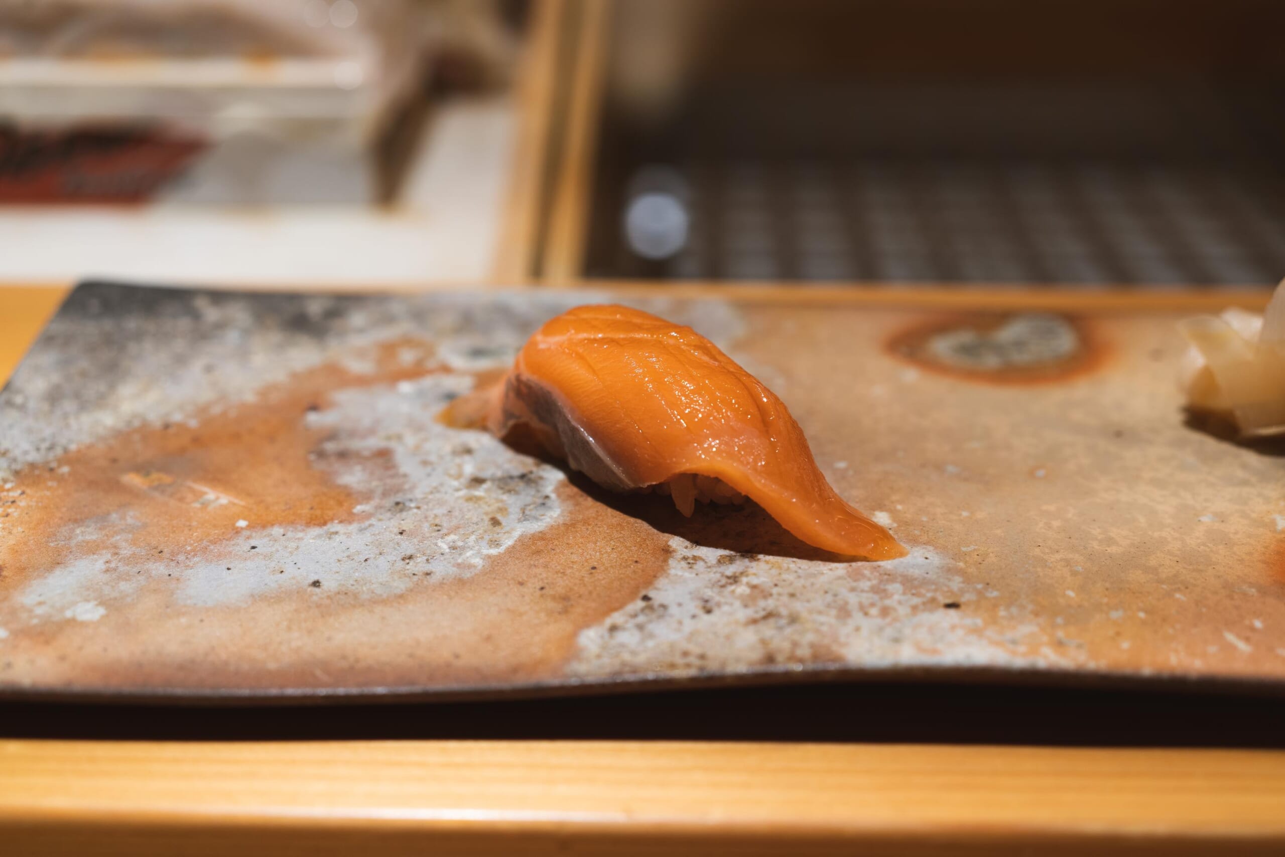六本木「すし通」で最高峰のお寿司を味わう 12