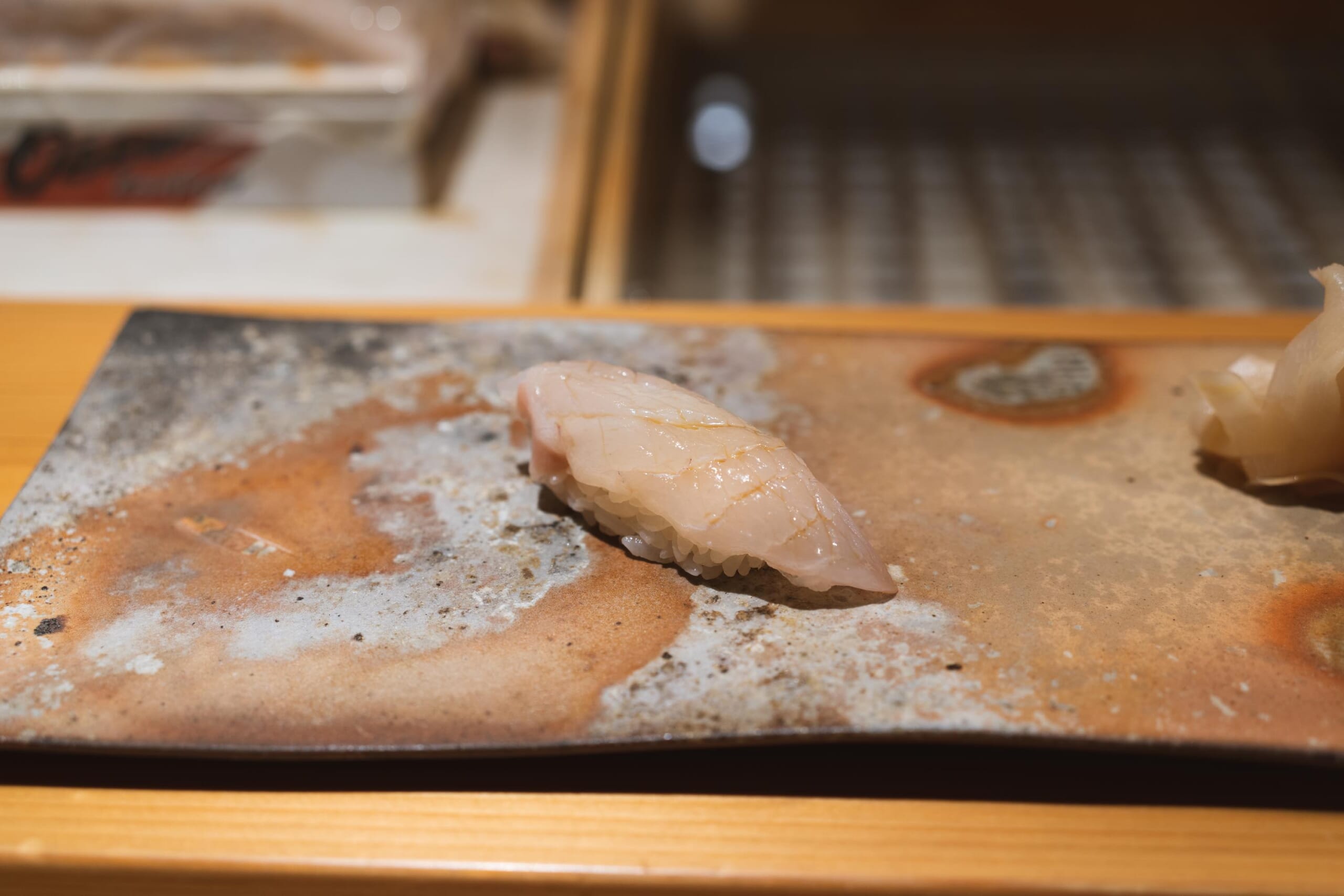 六本木「すし通」で最高峰のお寿司を味わう 11