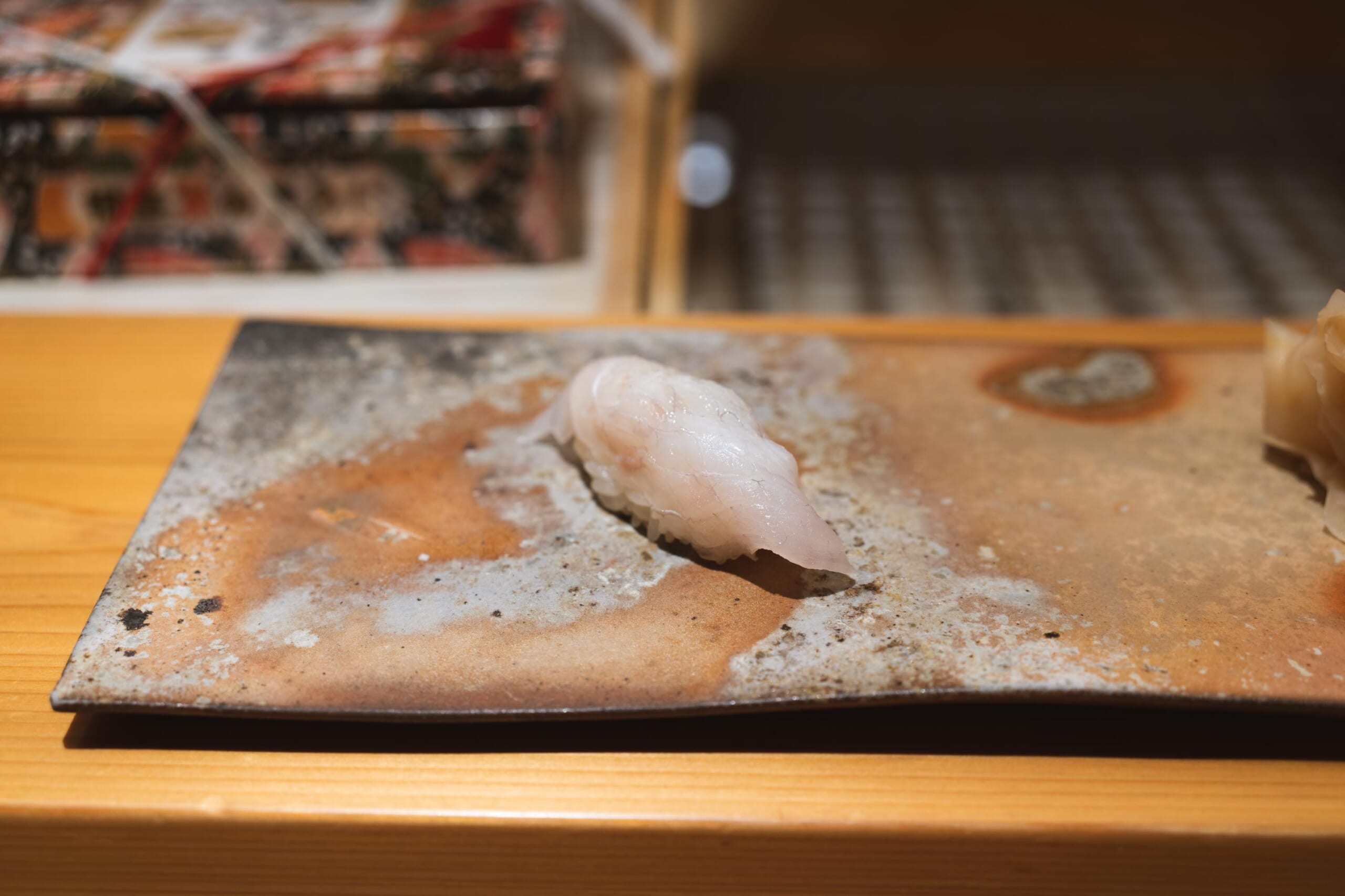 六本木「すし通」で最高峰のお寿司を味わう 9