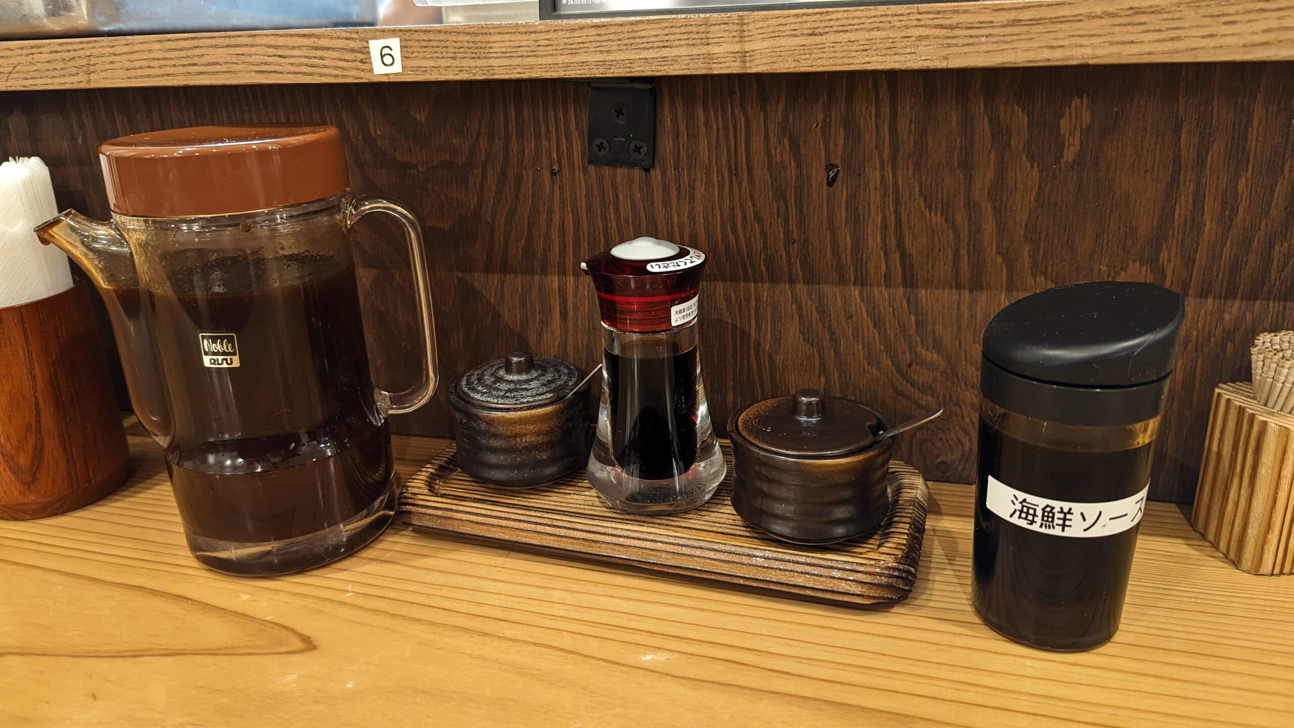 サラリーマンの聖地「とんかつ酒場まるや」で美味しい厚切りロースかつ定食を食べる 8