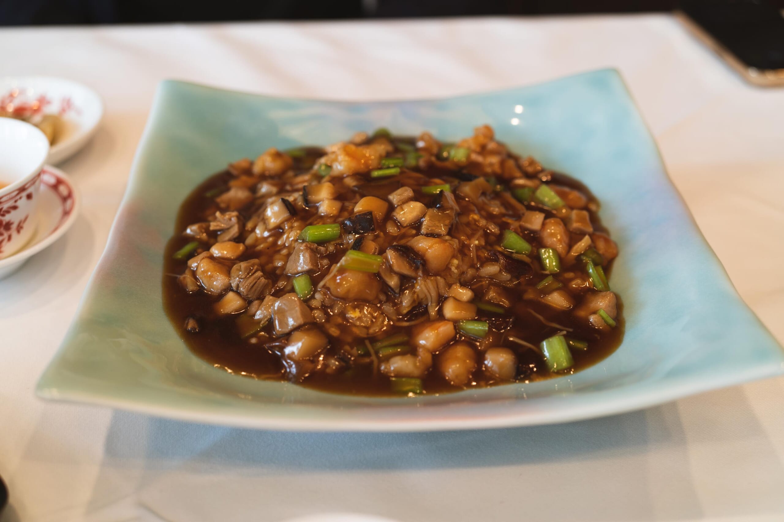 赤坂サカスの高級中華「赤坂離宮」:美味しい五目あんかけ焼きそばを堪能 13