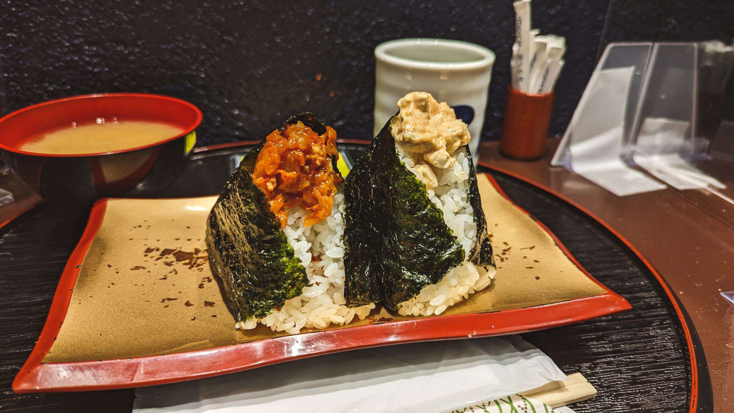 赤坂おにぎり「こんが」全種類食べたから美味しかった味とイートインで快適な席を紹介! 17