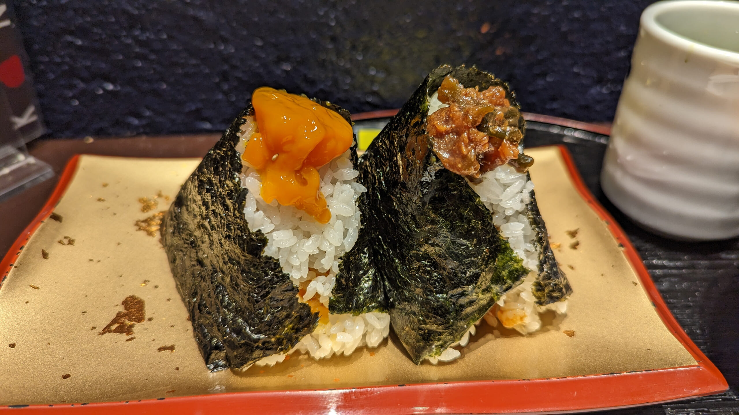 赤坂おにぎり「こんが」全種類食べたから美味しかった味とイートインで快適な席を紹介! 15