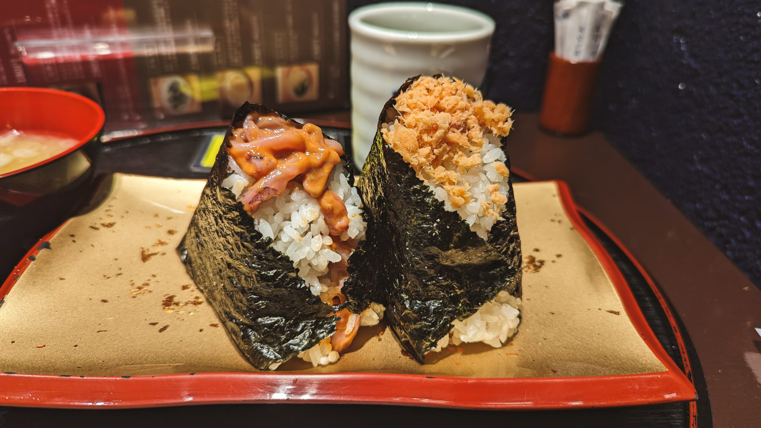 赤坂おにぎり「こんが」全種類食べたから美味しかった味とイートインで快適な席を紹介! 11