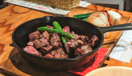 みなとみらいの「肉バルD.U.M.B.O」での夜景と美味しい料理を楽しむ
