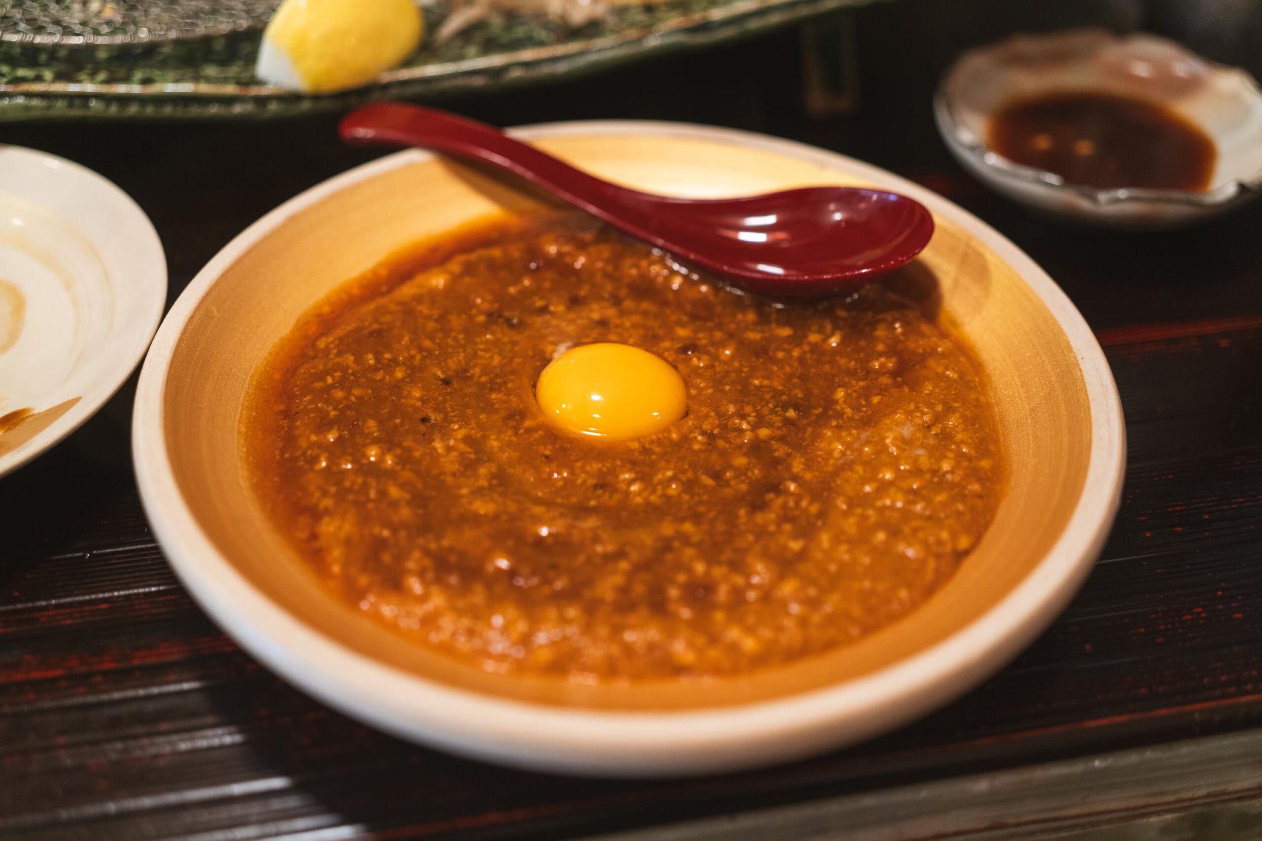 四谷三丁目のトンカツ探訪「車力門 ちゃわんぶ」の上ロースかつ定食と野菜スリ流しカレーのレビュー 12
