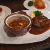 麻布十番の「グリル満天星」でトロトロビーフシチューとジューシーハンバーグの双璧 4