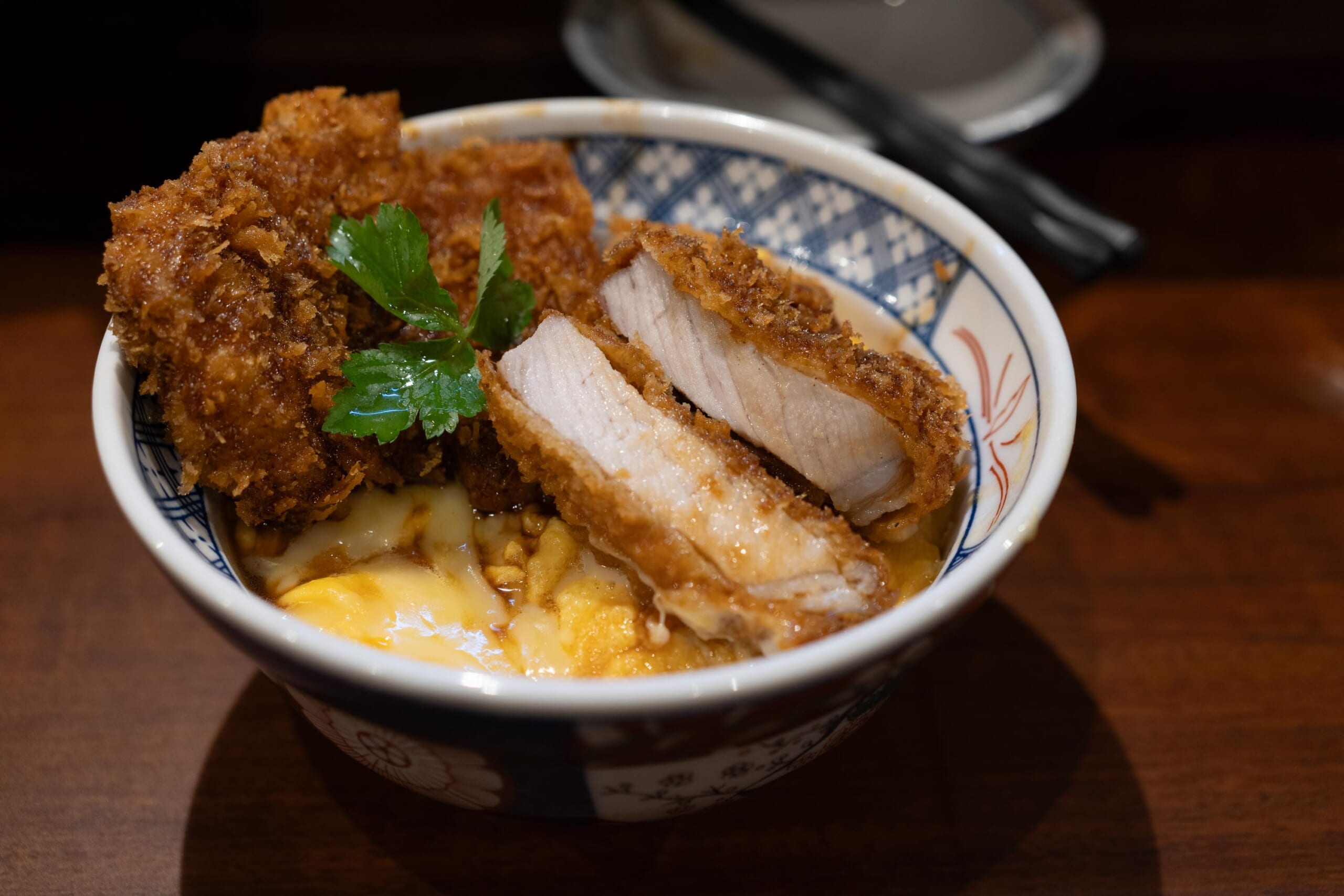 赤坂新星!「#カツ丼は人を幸せにする」のとじないカツ丼 10