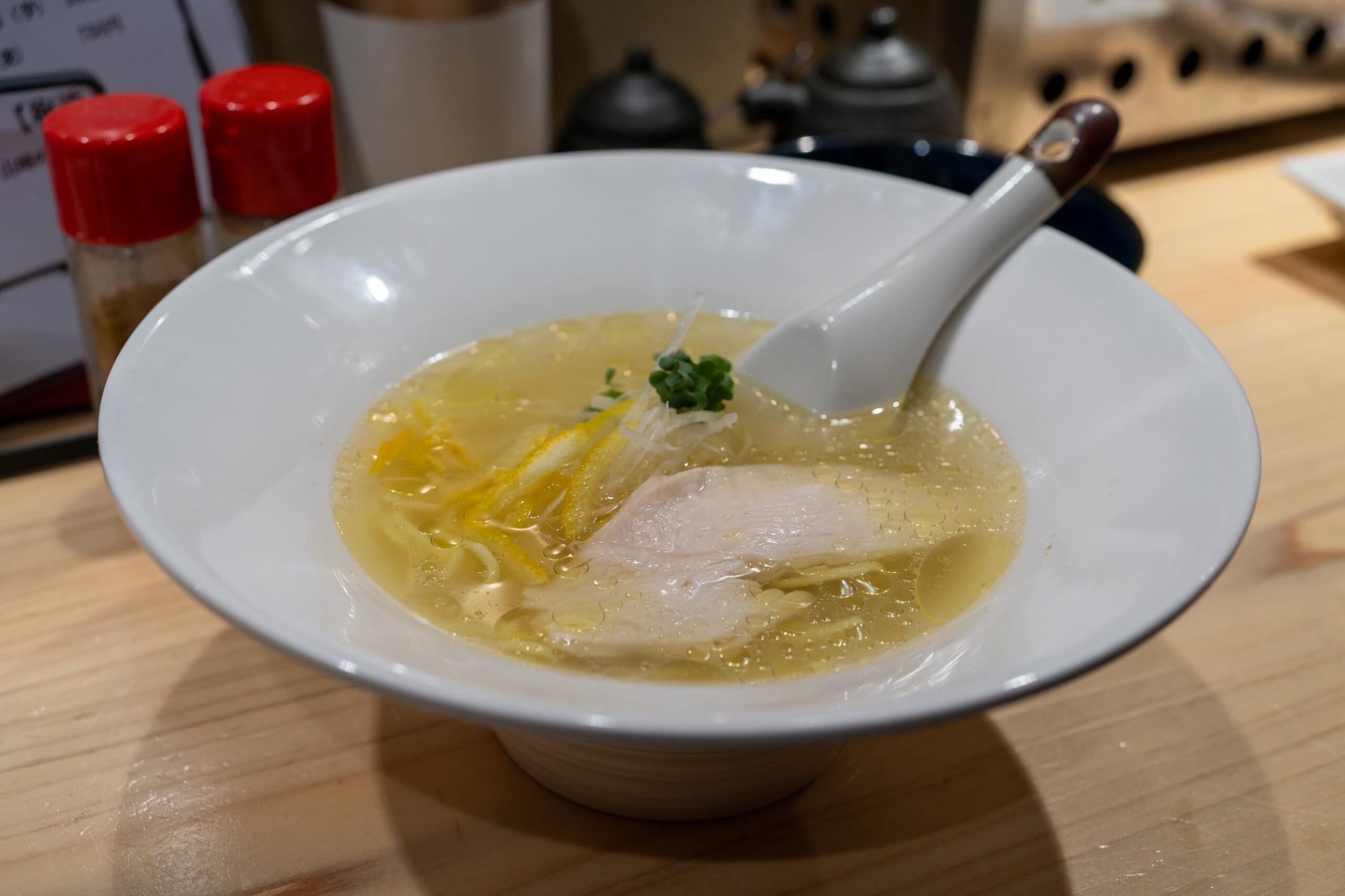 池袋の隠れ家「鳥焼き 鬼つね」で絶品焼鳥や鳥刺を堪能 22