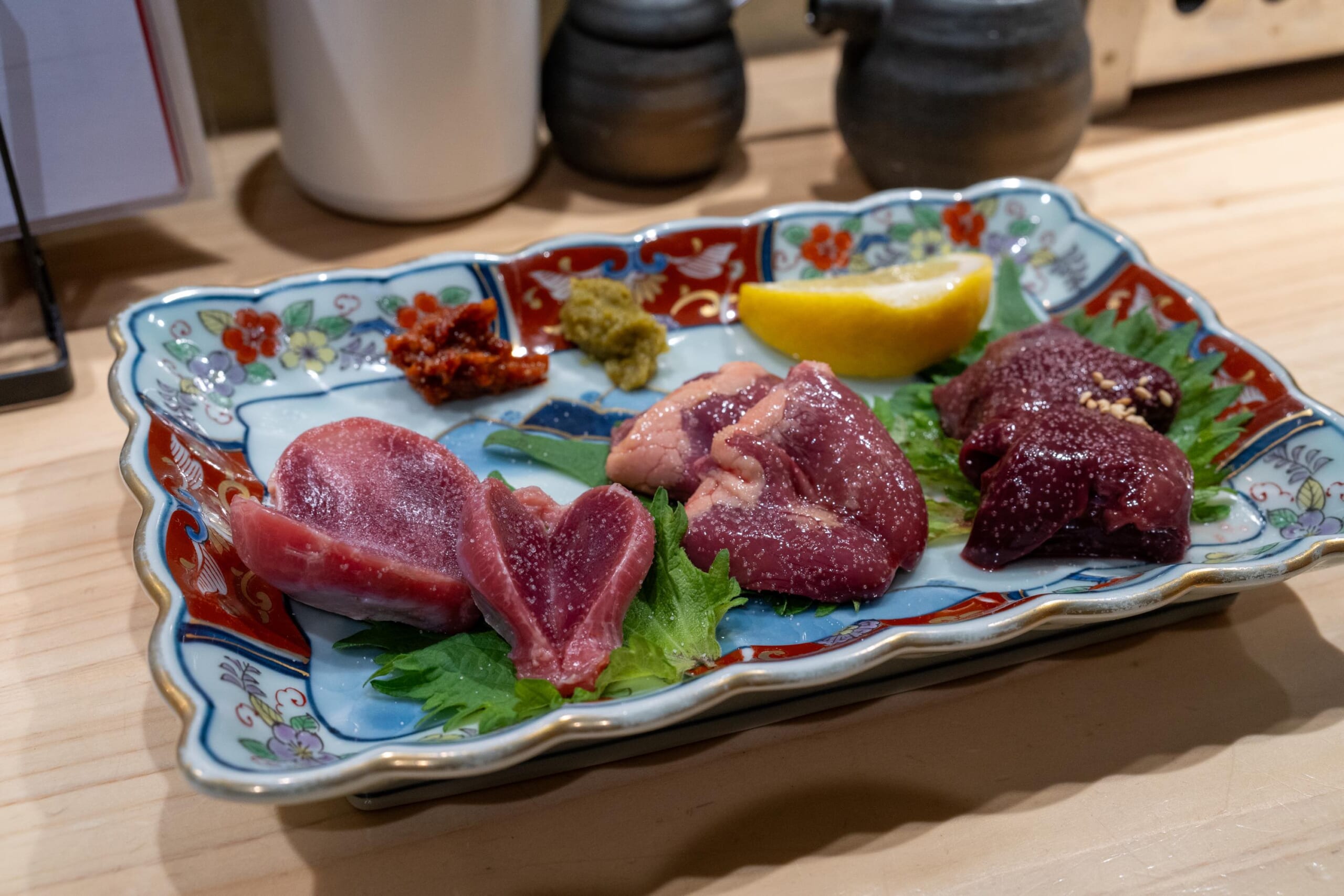 池袋の隠れ家「鳥焼き 鬼つね」で絶品焼鳥や鳥刺を堪能 15