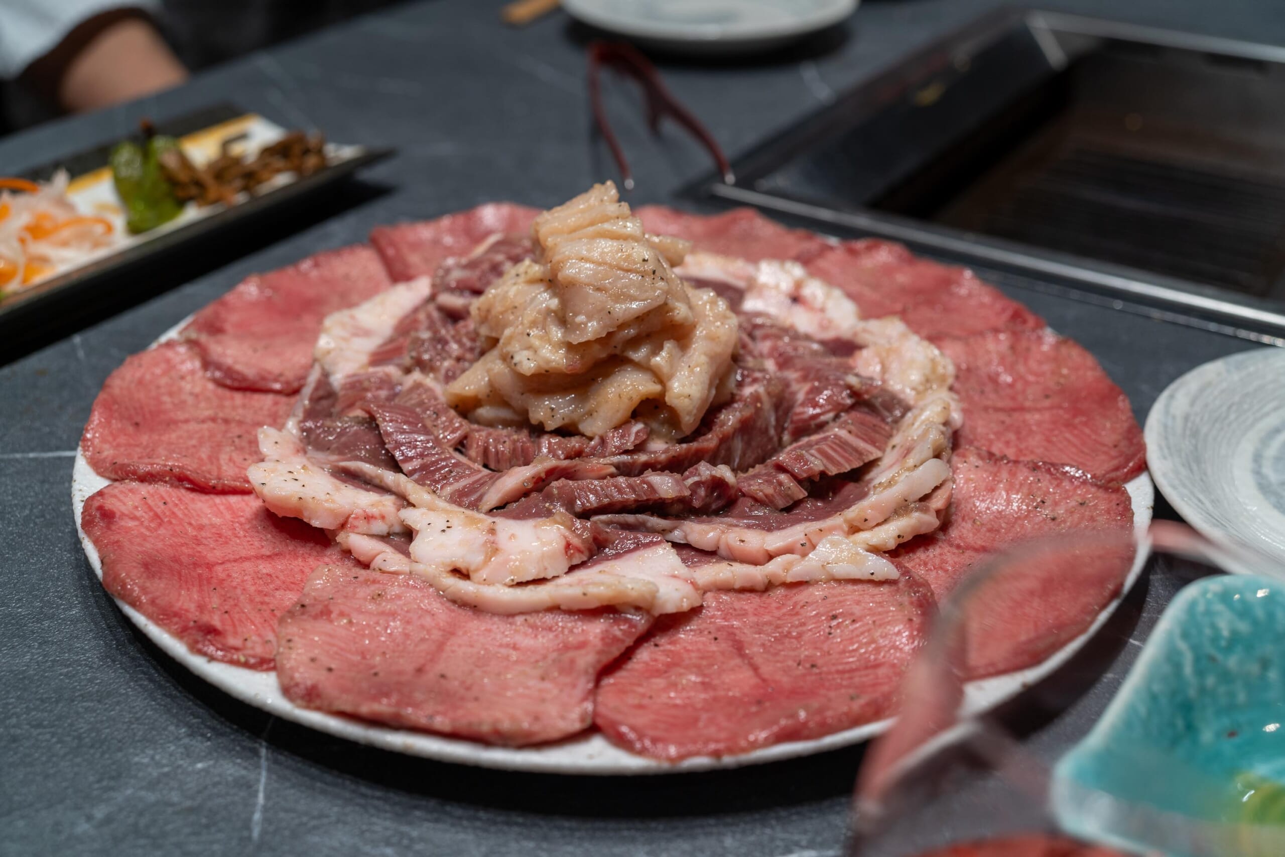 異色の焼肉体験!六本木「ヒロキヤ」で楽しむ、10000円の新年会コース 12