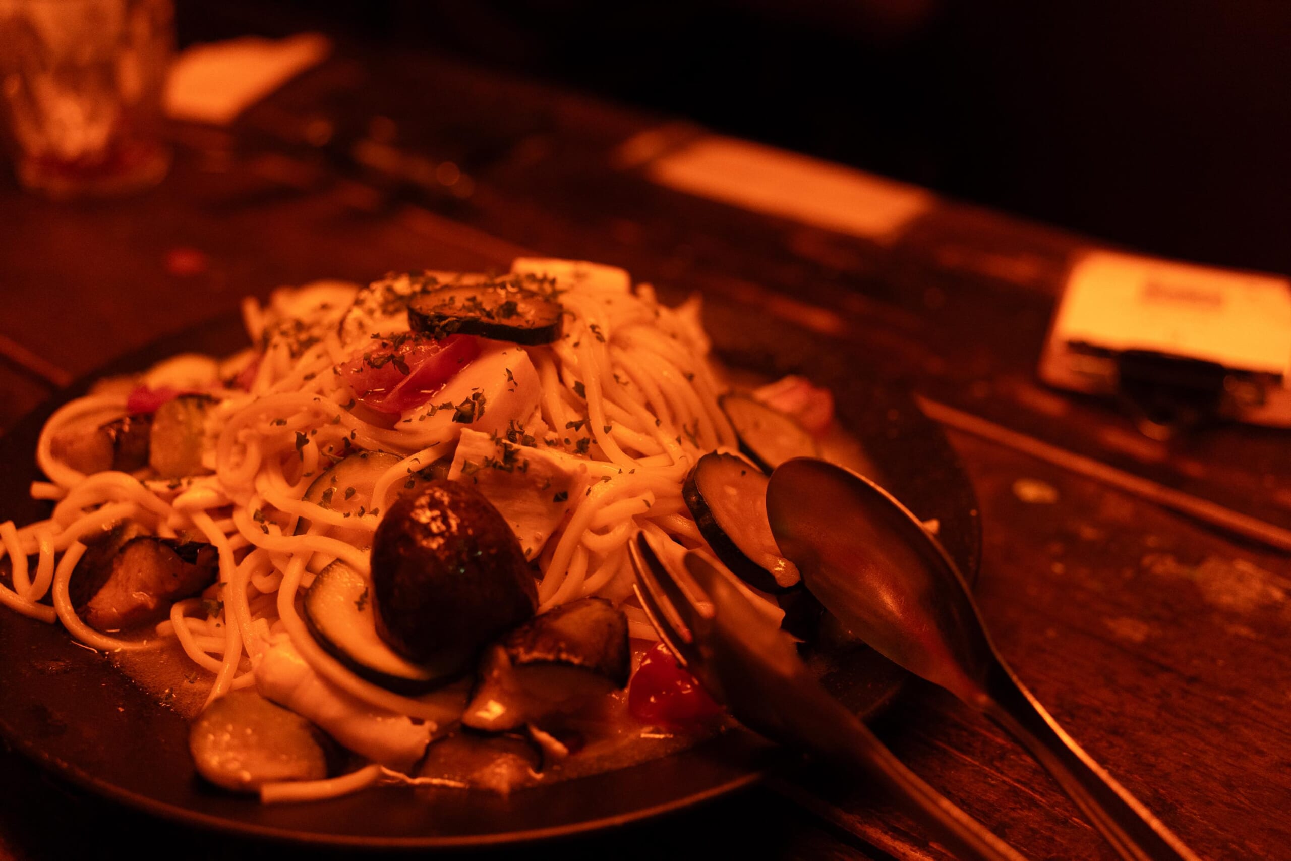 【麻布十番】「Grill & Pasta es」でコスパ最強ディナー!3時間飲み放題付きコースで黒毛和牛グリルも 14